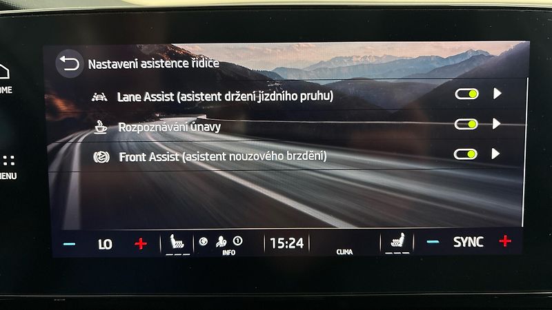 Škoda Octavia 2.0 TDI Style - fotka 23 z 25