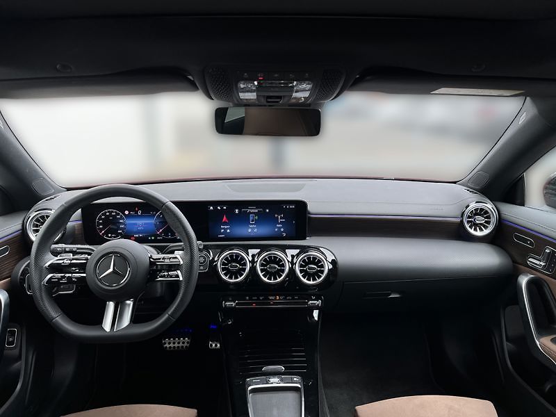 Mercedes-Benz CLA Třída 200 d Shooting Brake AMG - fotka 14 z 21