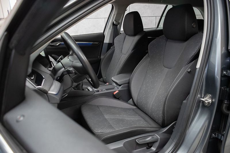 Škoda Octavia 1.5 TSI STYLE*KESSY*DPH*ČR 1.M - fotka 10 z 37