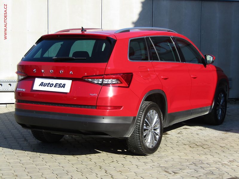 Škoda Kodiaq (2019) 2.0 TDi 4x4, 2.maj,ČR, Style - fotka 4 z 22