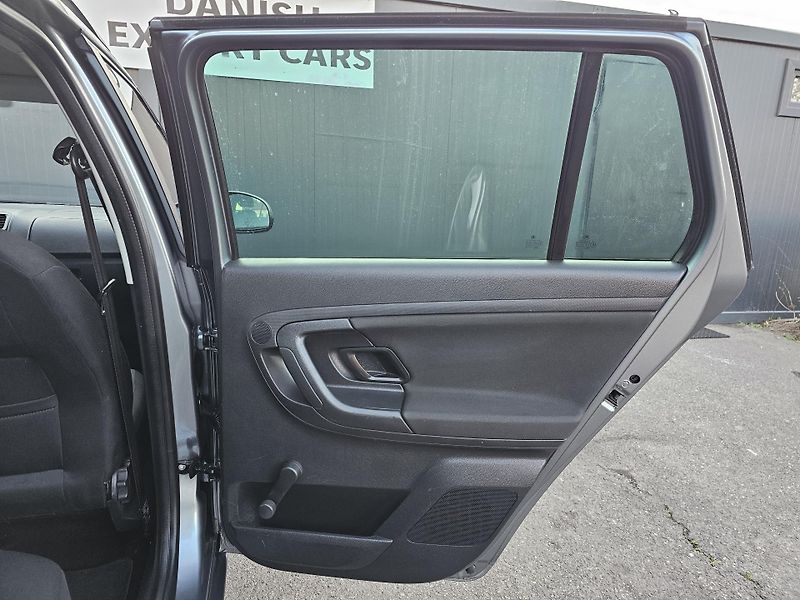 Škoda Fabia 1.2 TSI 63kW AMBITION,TEMPOMAT - fotka 28 z 37