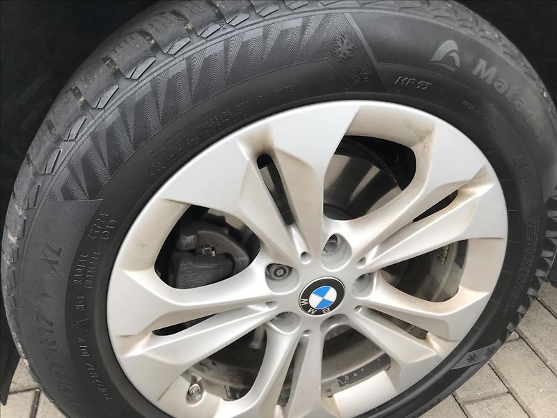 BMW X1 2,0   XDRIVE 4x4 - fotka 18 z 19