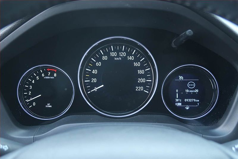 Honda HR-V (2020) Elegance 1.5 i-VTEC - fotka 11 z 20