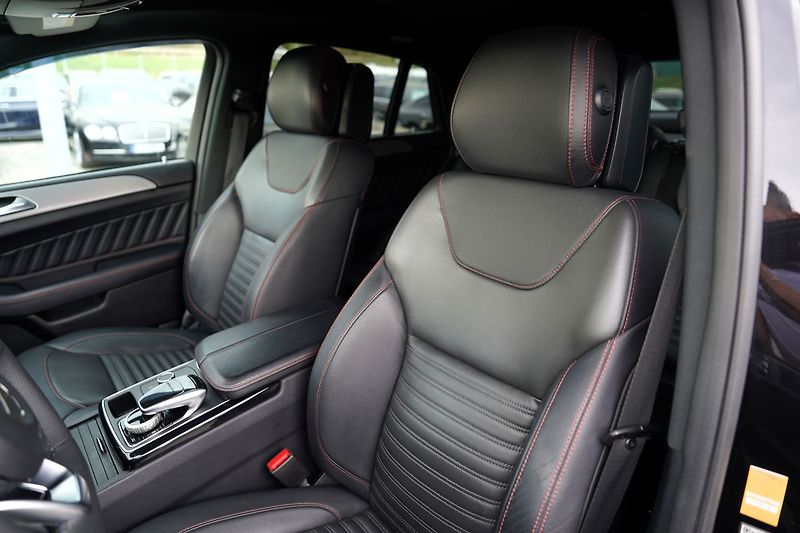Mercedes-Benz GLE 350d 4Matic AMG/260PS - fotka 21 z 45