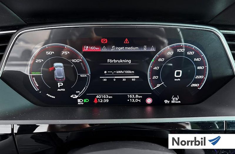 Audi Q8 e-tron 55 Q 360k 4 zóny Pano Matrix - fotka 13 z 22