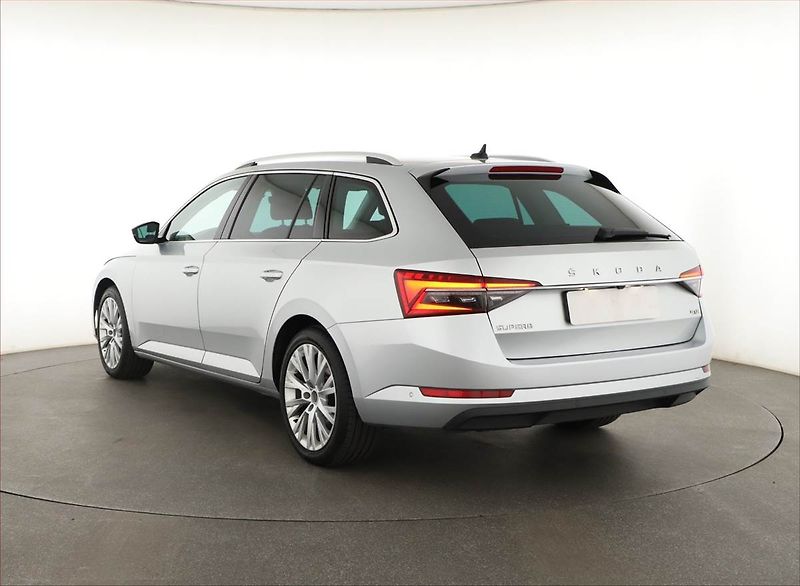 Škoda Superb (2023) Style 2.0 TDI - fotka 4 z 20