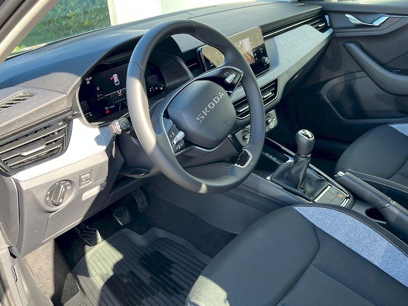Škoda Scala (2026) 1.0 TSI 70kW Classic - fotka 7 z 24
