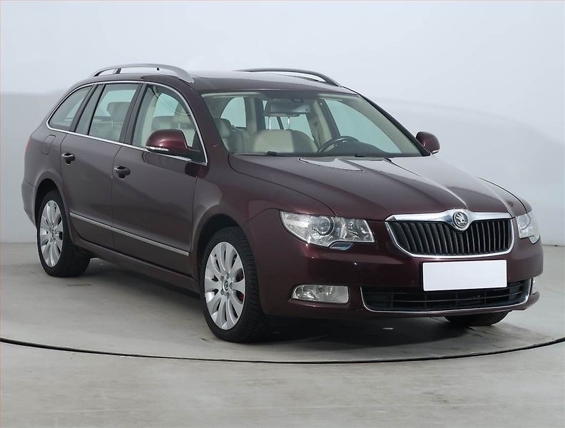 Škoda Superb (2010) 2.0 TDI, Serv.kniha, Xenony - fotka 1 z 21