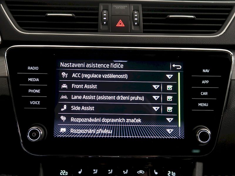Škoda Superb (2023) STYLE 2.0TDI 110KW DSG - fotka 30 z 43