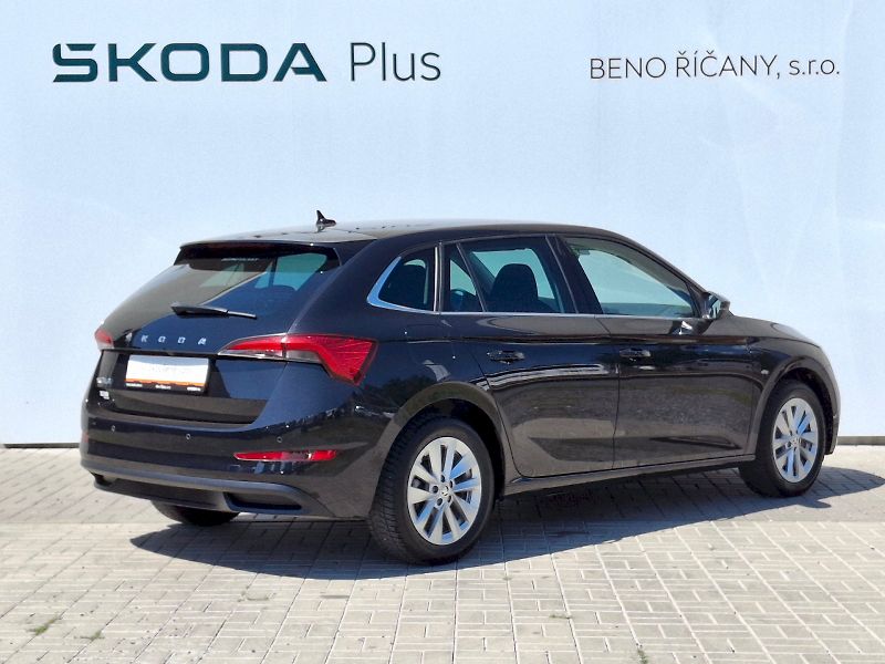 Škoda Scala (2023) Style DSG 1,5TSi 110kW - fotka 2 z 33