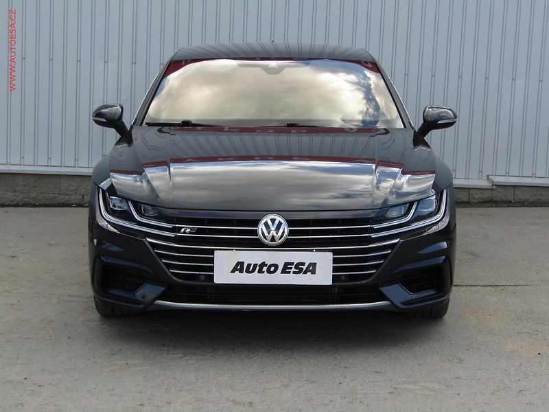 Volkswagen Arteon (2018) 2.0 TDi 4x4, ČR, R-Line - fotka 2 z 21