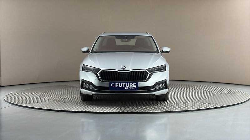 Škoda Octavia 1.4 TSI iV DSG Style Combi - fotka 3 z 25