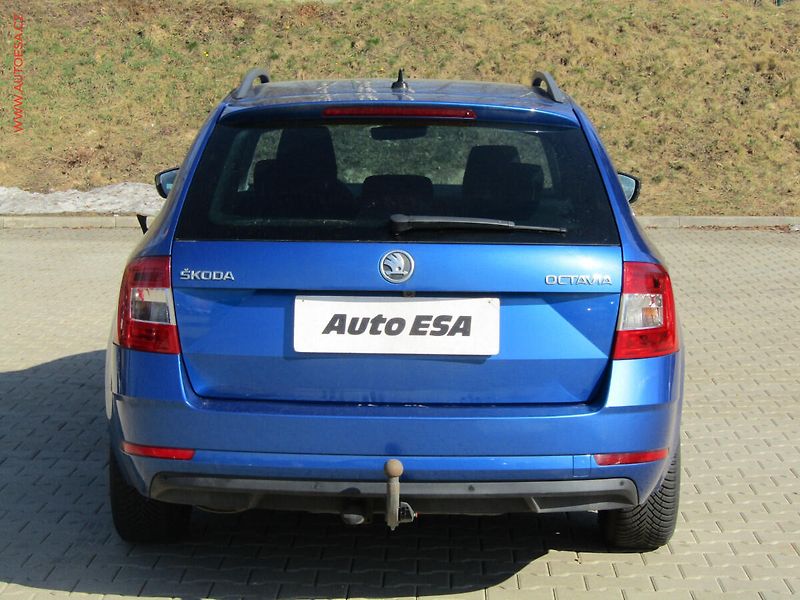 Škoda Octavia (2018) 2.0 TDi, Ambition, DSG, TZ - fotka 5 z 25