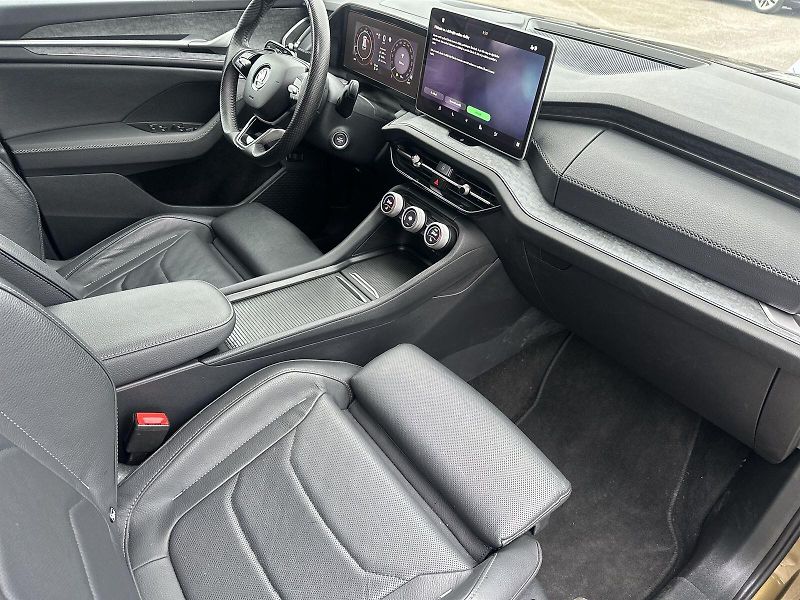 Škoda Kodiaq (2024) 2.0 TDI 4x4 DSG Exclusive Sele - fotka 9 z 32