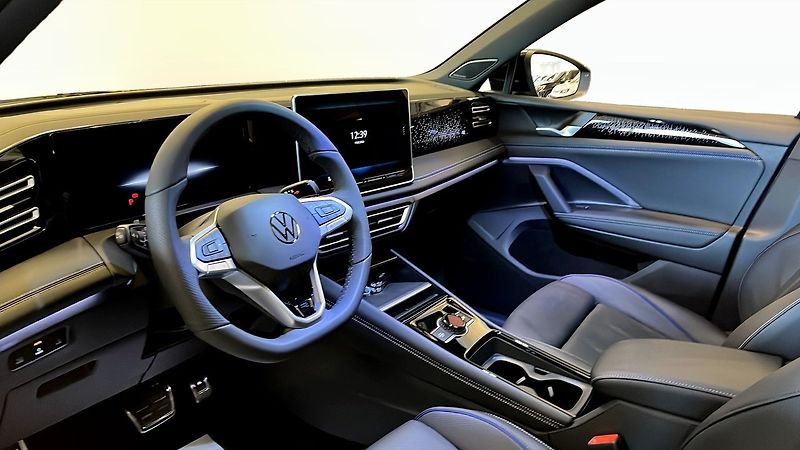 Volkswagen Tiguan TDI 4M R-Line Plná výbava - fotka 7 z 14