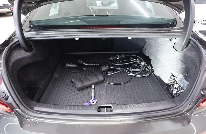 Volvo S60 Recharge T8 AWD R  Kam Tažné - fotka 7 z 19