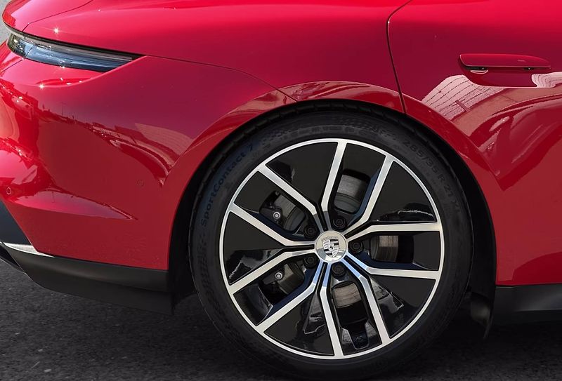 Porsche Taycan Sport Turismo 360 BOSE Pano - fotka 9 z 23
