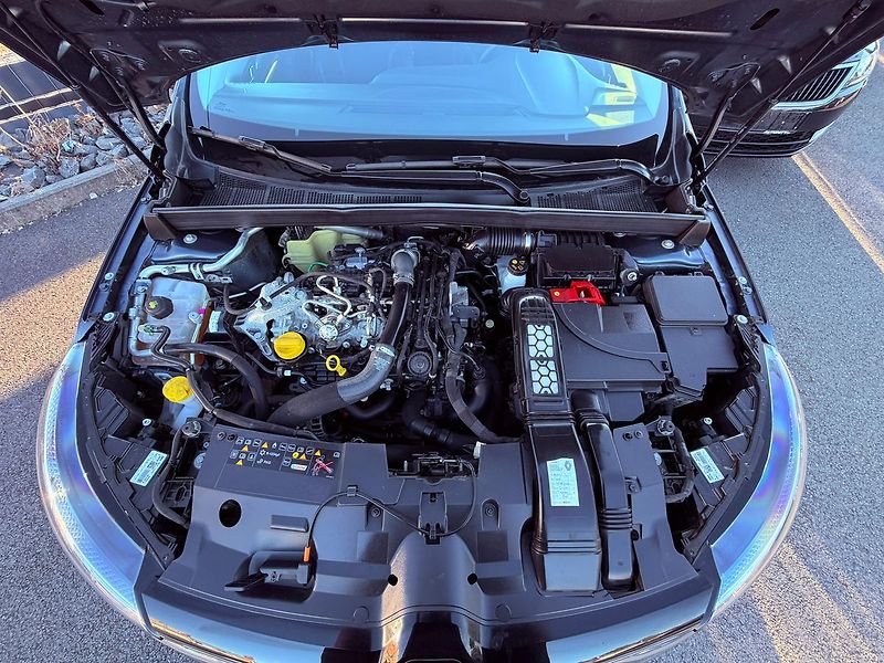 Renault Mégane 1.3 TCe Techno, ČR, 1.Maj S.K. - fotka 27 z 28