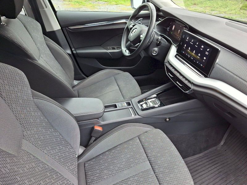 Škoda Octavia (2021) Combi Style Plus DSG 2,0TDi 11 - fotka 13 z 35