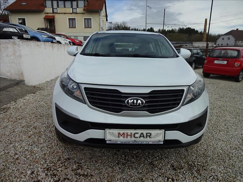 Kia Sportage 1,6GDi  Active Plus - fotka 2 z 46