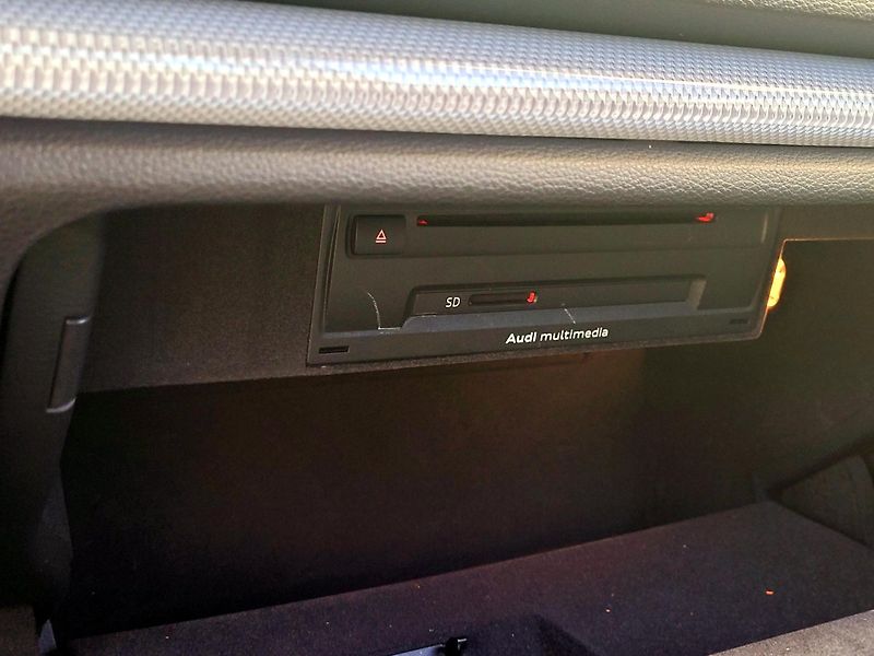 Audi A3 1,4TFSi S-tron, ROZVODY,SERV  - fotka 33 z 52