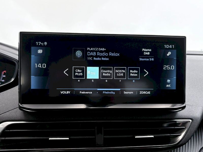 Peugeot 3008 (2024) Active Pack1.2PureTech/96kW 7A - fotka 26 z 31