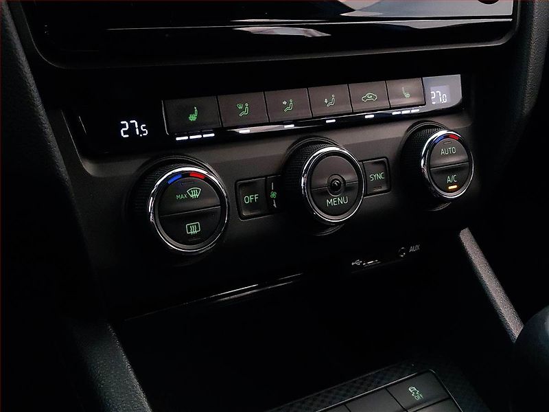 Škoda Octavia (2016) RS 2.0 TDI, Serv.kniha, Kůže - fotka 15 z 19