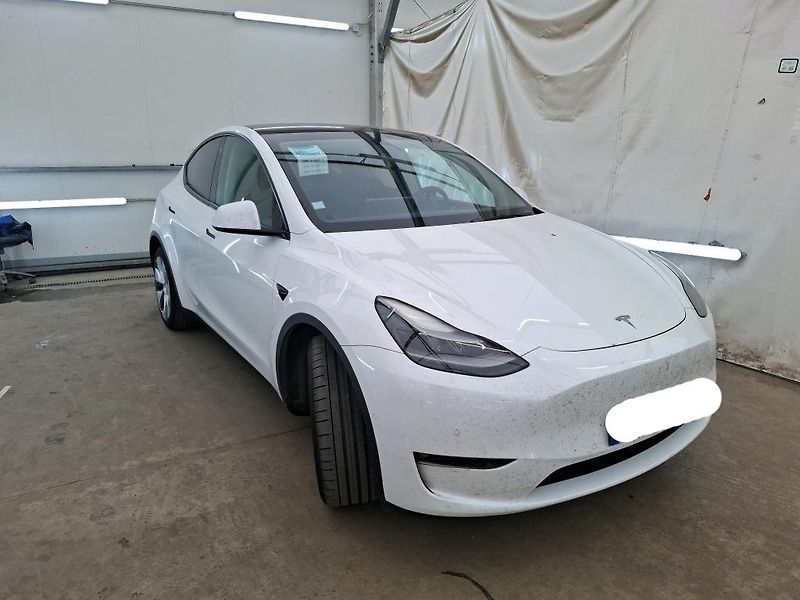 Tesla Model Y (2022) AWD Long Range    PŘIPRAVUJEME - fotka 5 z 10
