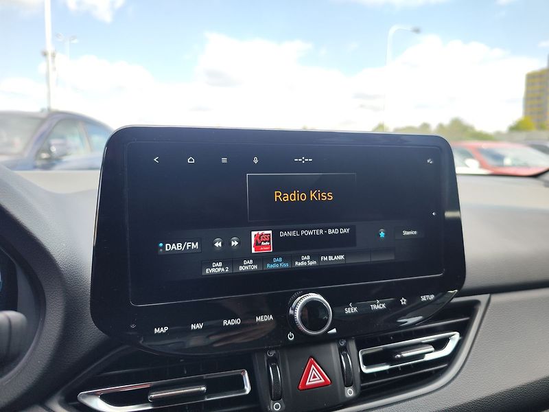 Hyundai i30 1.5 T-GDI/103kW Style - fotka 16 z 34