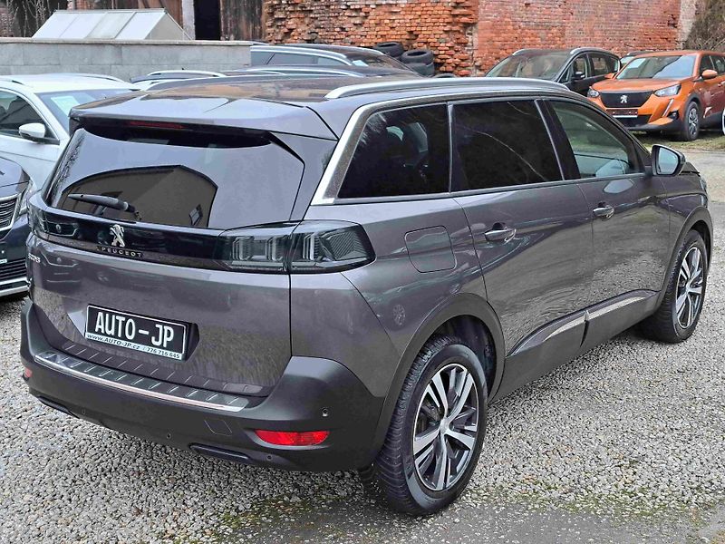 Peugeot 5008 1,2PT EAT8 ALLURE LED ALU NAVI - fotka 4 z 25