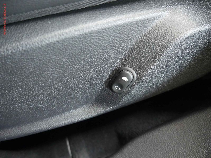 Ford Mondeo (2010) 2.0TDCi, 2.maj,ČR, Xenon - fotka 19 z 20