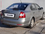 Škoda Octavia (2011) 1.9TDi, ČR, AC - náhled 6