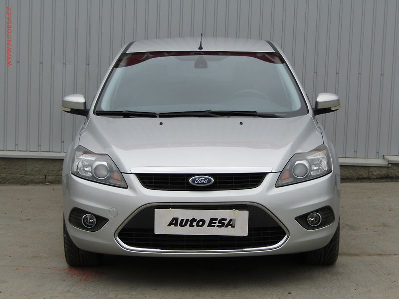 Ford Focus (2009) 1.6 TDCi, Klima - fotka 2 z 16