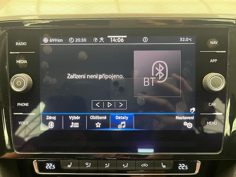 Volkswagen Passat 2.0 TDi LED SVĚTLA, rezervace - fotka 52 z 96