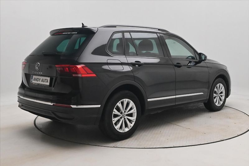 Volkswagen Tiguan 2,0 TDI 110kW DSG Life Záruka - fotka 5 z 31