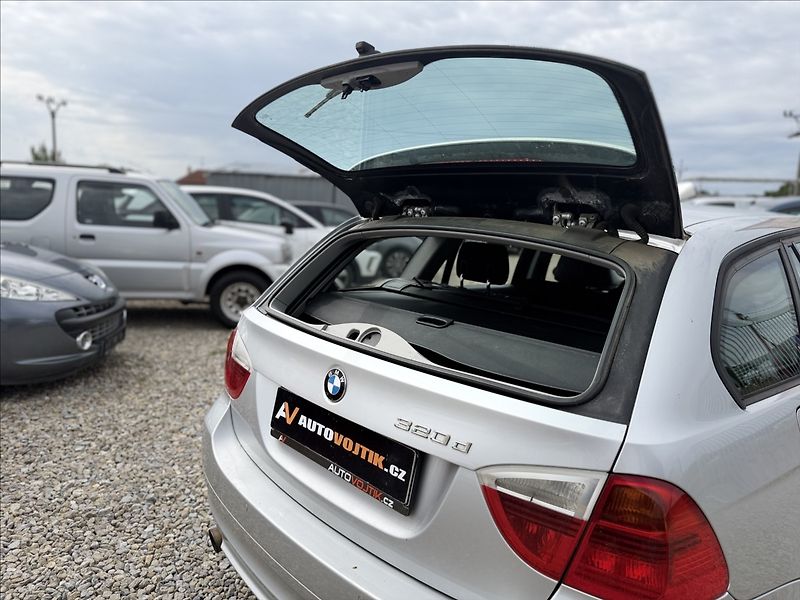 BMW Řada 3 2,0 d 120kW NOVÁ STK - fotka 14 z 19