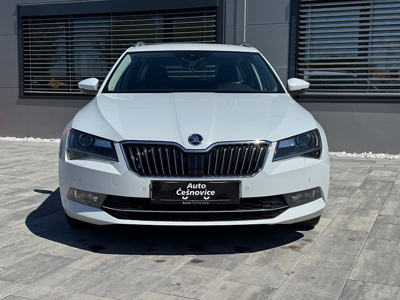 Škoda Superb (2018) 2,0 Tdi 110 Kw DSG STYLE + - fotka 2 z 32