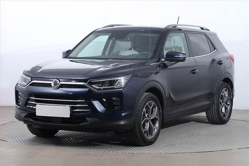 SsangYong Korando (2024) Platinum 1.5 T-GDI - fotka 2 z 30