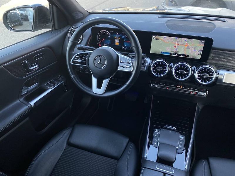 Mercedes-Benz GLB (2021) 200 d 4M Premium Plus - fotka 13 z 29