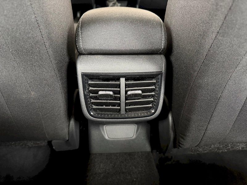 Škoda Fabia (2025) Selection 1.0 MPI / 59 kW M5 - fotka 19 z 26