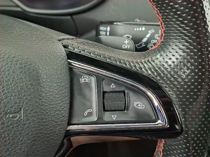 Škoda Octavia (2017) RS 2.0 TDI 4x4 DSG, 4X4 - fotka 20 z 23