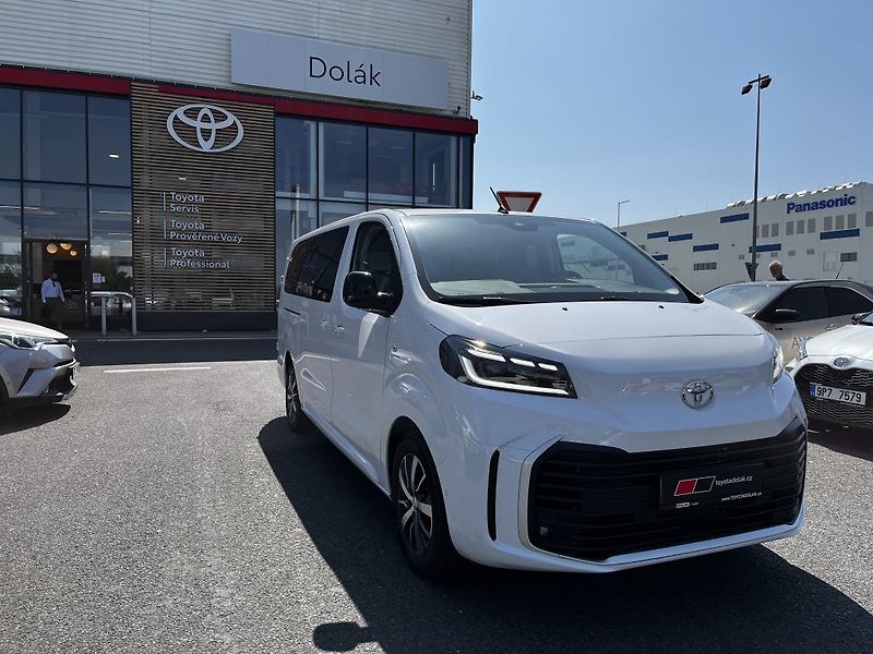 Toyota ProAce Verso 2.0D 140k 6MT Business Comfort - fotka 1 z 34