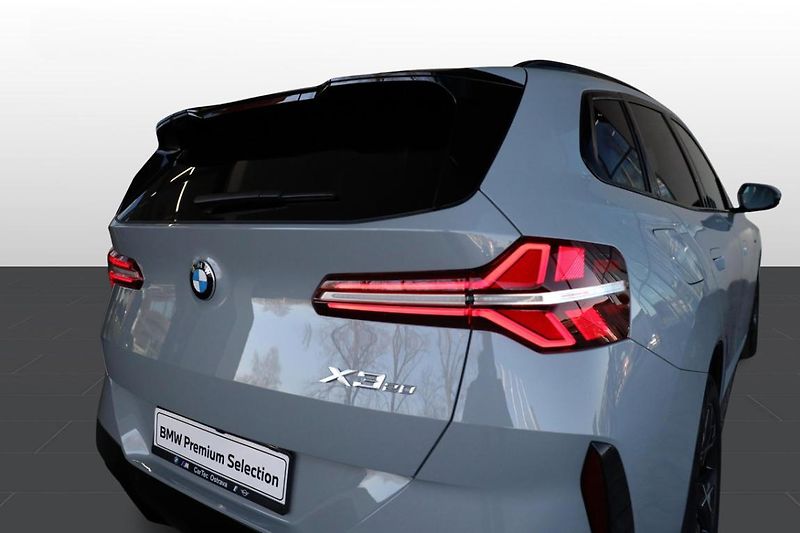 BMW X3 20 xDrive - fotka 17 z 27