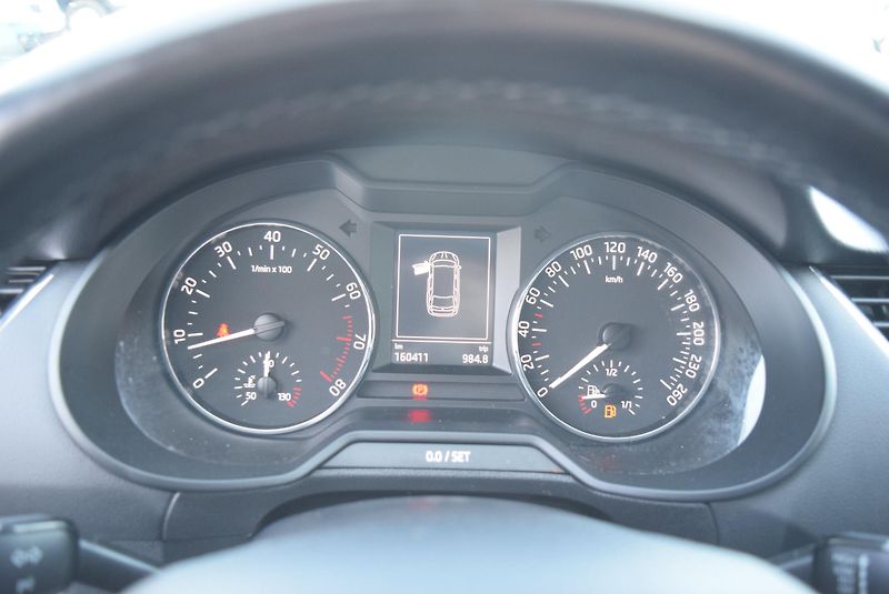 Škoda Octavia (2016) 1.4TSI 110kw AMBITION NAVI APP - fotka 31 z 46