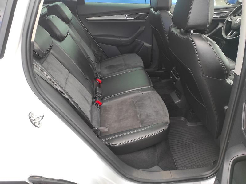 Škoda Karoq 1,5TSi ACT, DSG, STYLE, TZ - fotka 13 z 51