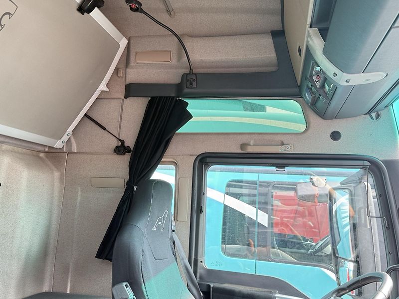 MAN TGX (2018) 18.460 XXL INTARDER LOWDECK - fotka 22 z 23
