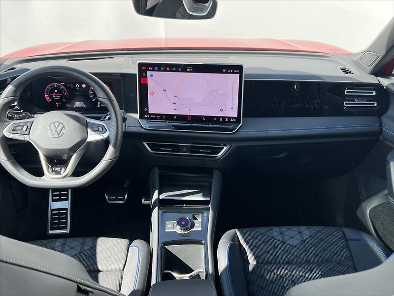 Volkswagen Tiguan 2,0 TDi 142kW 4Motion R-LINE - fotka 5 z 34