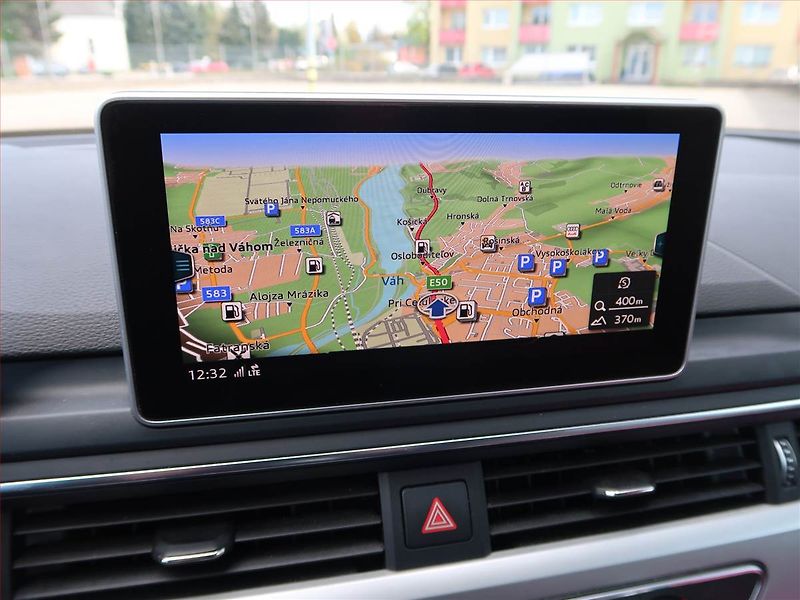 Audi A4 Allroad (2017) 2.0 TDI, 4X4, Automat, Kůže - fotka 12 z 19