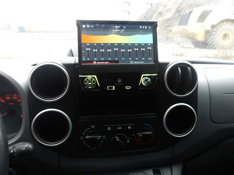 Citroën Berlingo 1,6HDi 66kW ČR 2xŠOUPAČKY !!! - fotka 26 z 28