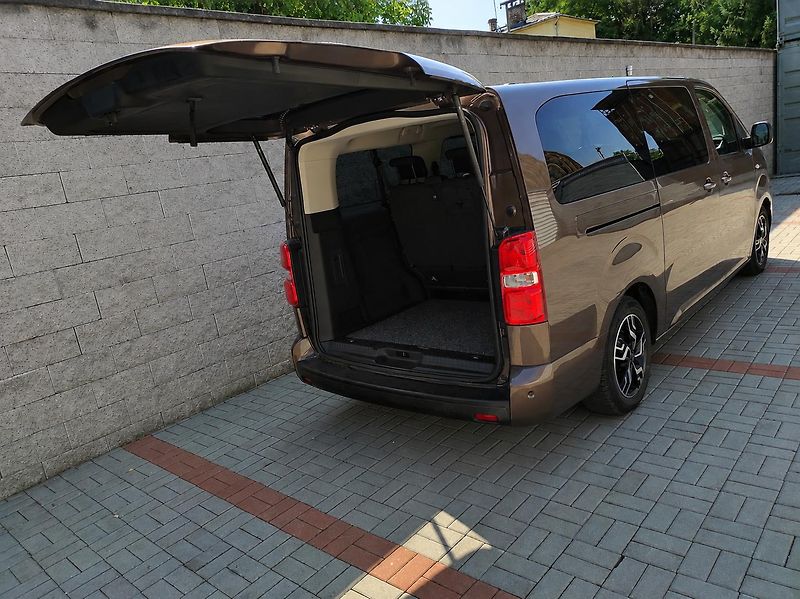 Toyota ProAce Verso 2,0D-4D130kW,L2, Shuttle,ČR - fotka 44 z 44